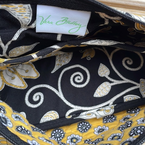 EUC- Vera Bradley Maggie Yellow Bird Shoulder Bag - Picture 5 of 10